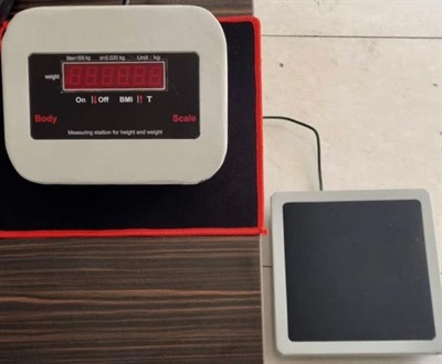باسکول نفرکش دنا توزین مدل همراه بدون کیف